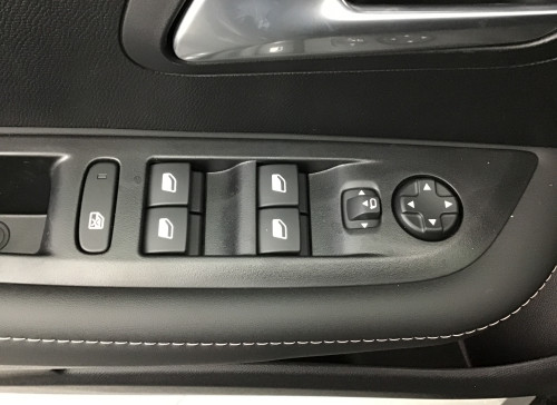 Peugeot 208 Nouvelle Hybrid 110 e-DCS6 Allure