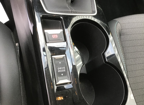 Peugeot 208 PureTech 100 S&S BVM6 Allure