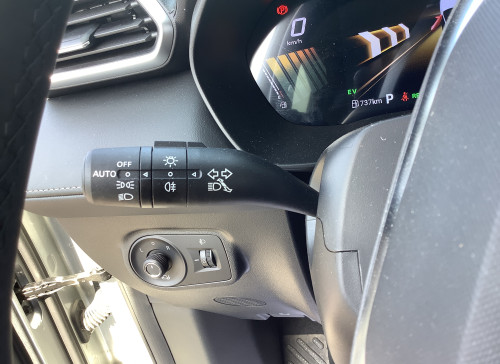 MG ZS Nouveau 1.5 L Hybrid+ 197 ch Luxury