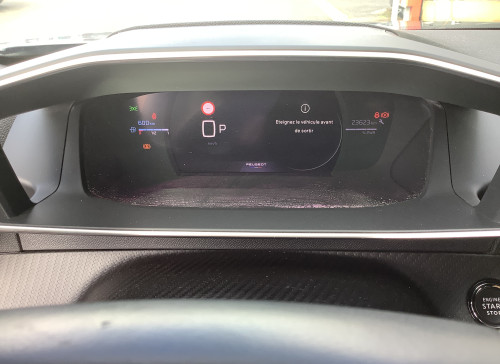 Peugeot 2008 Nouveau Hybrid 145 e-DCS6 GT