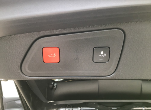 Peugeot 3008 BlueHDi 130ch S&S EAT8 Allure Pack