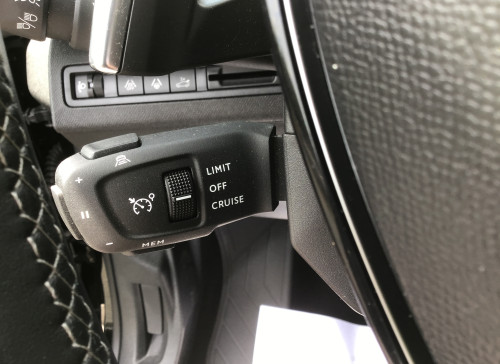 Peugeot 3008 BlueHDi 130ch S&S EAT8 Allure Pack