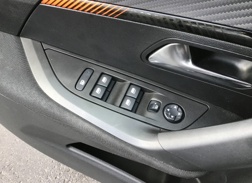 Peugeot 2008 PureTech 130 S&S BVM6 Active