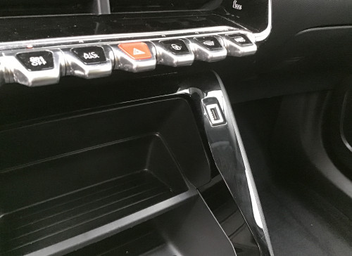 Peugeot 2008 PureTech 130 S&S BVM6 Active