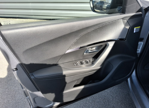 Peugeot 2008 Nouveau Hybrid 145 e-DCS6 Allure