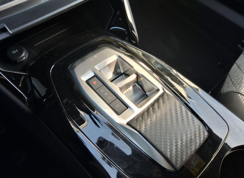 Peugeot 2008 Nouveau Hybrid 145 e-DCS6 Allure