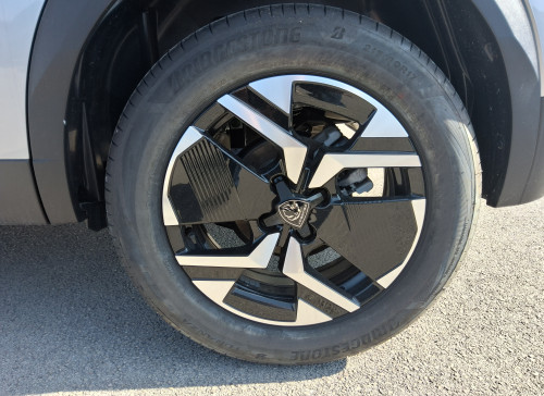 Peugeot 2008 Nouveau Hybrid 145 e-DCS6 Allure