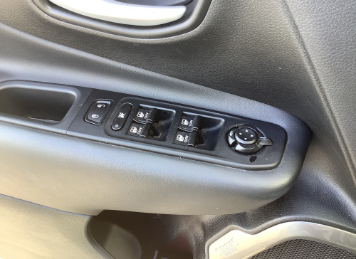 Jeep RENEGADE Nouveau 1.5 Turbo T4 130 ch BVR7 e-Hybrid Summit