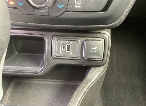 Jeep RENEGADE Nouveau 1.5 Turbo T4 130 ch BVR7 e-Hybrid Summit