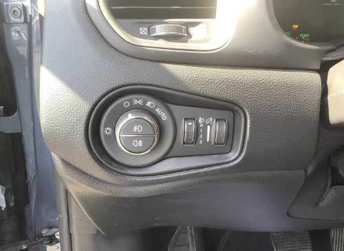 Jeep RENEGADE Nouveau 1.5 Turbo T4 130 ch BVR7 e-Hybrid Summit