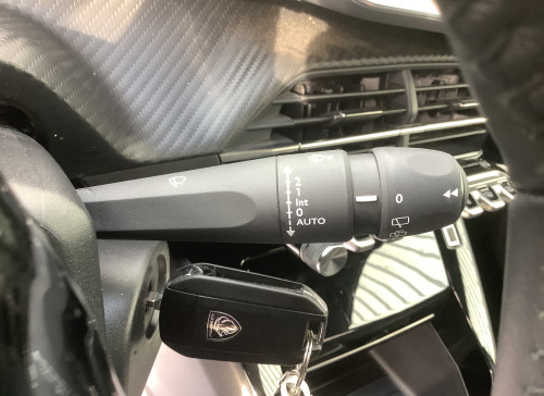 Peugeot 2008 Nouveau 100 S&S BVM6 Allure