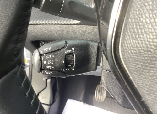 Peugeot 2008 Nouveau 100 S&S BVM6 Allure