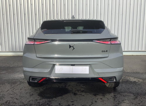 DS DS 4 Nouvelle PureTech 130 EAT8 Performance Line