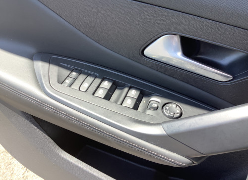 Peugeot 308 SW Hybrid 145 e-DCS6 Allure