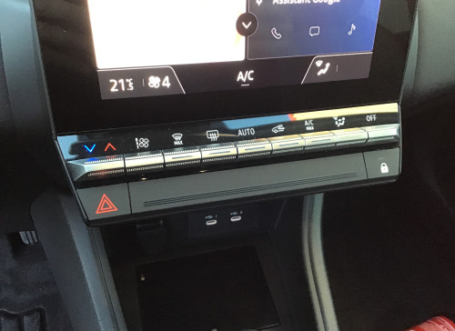 Renault CAPTUR Nouveau mild hybrid 160 EDC Techno