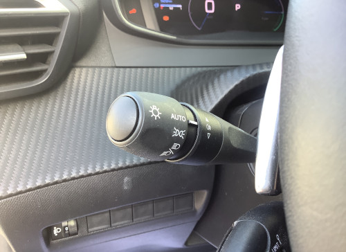 Peugeot 208 Nouvelle Hybrid 110 ch e-DCS6 Allure