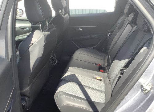 Peugeot 3008 BlueHDi 130ch S&S EAT8 Allure Pack