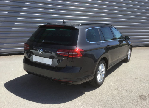 Volkswagen PASSAT SW 1.6 TDI 120 BMT DSG7 Confortline