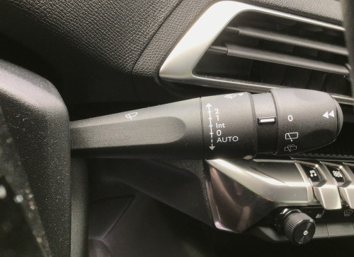 Peugeot 3008 Puretech 130ch S&S BVM6 Active Pack