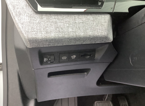 Peugeot 3008 Nouveau Hybrid 145 e-DCS6 Allure