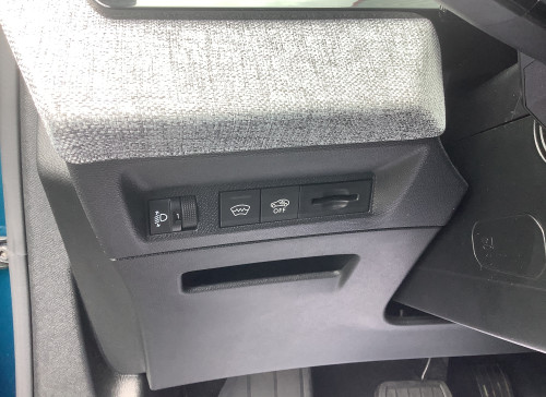 Peugeot 3008 Nouveau Hybrid 145 e-DCS6 Allure