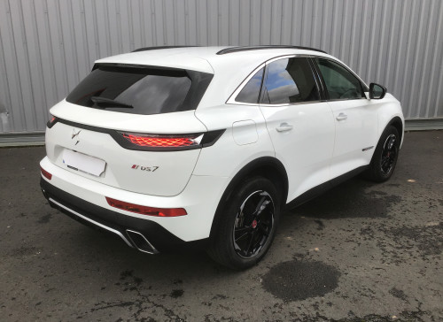 DS DS7 CROSSBACK BlueHDi 130 EAT8 Performance Line