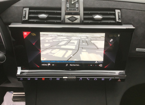 DS DS7 CROSSBACK BlueHDi 130 EAT8 Performance Line