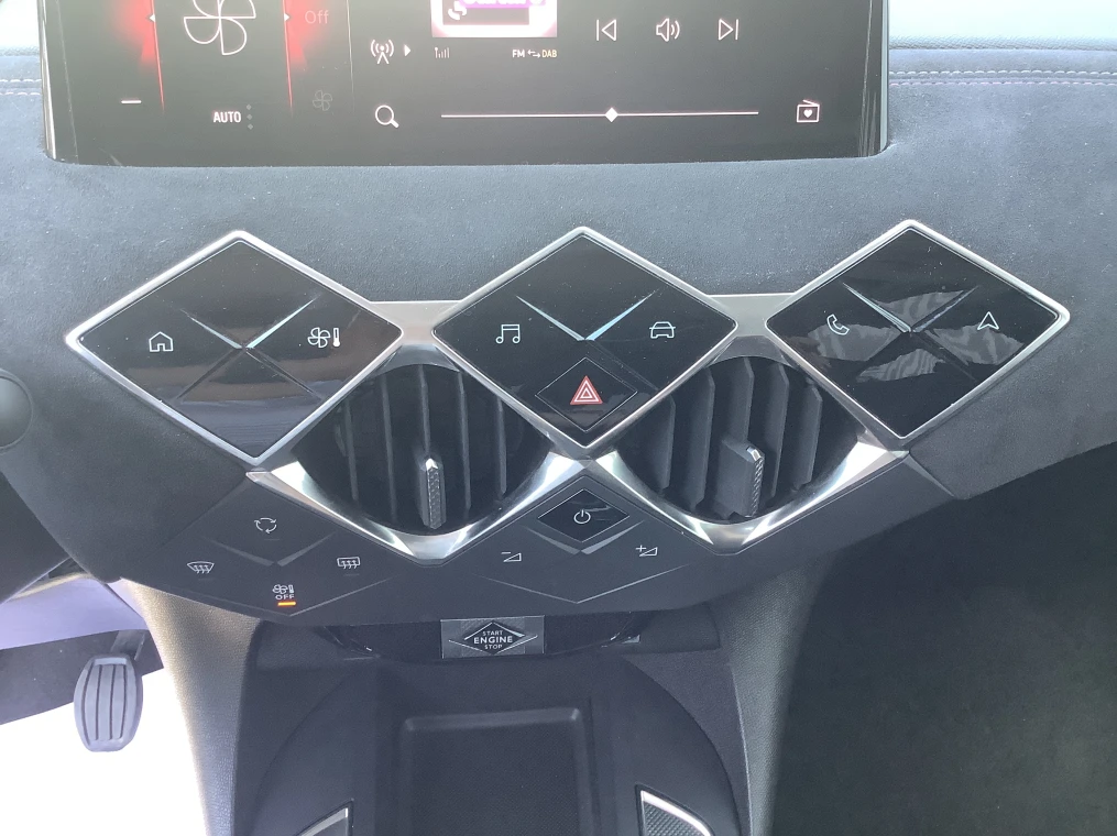 DS DS 3 PureTech 100 BVM6 Performance Line