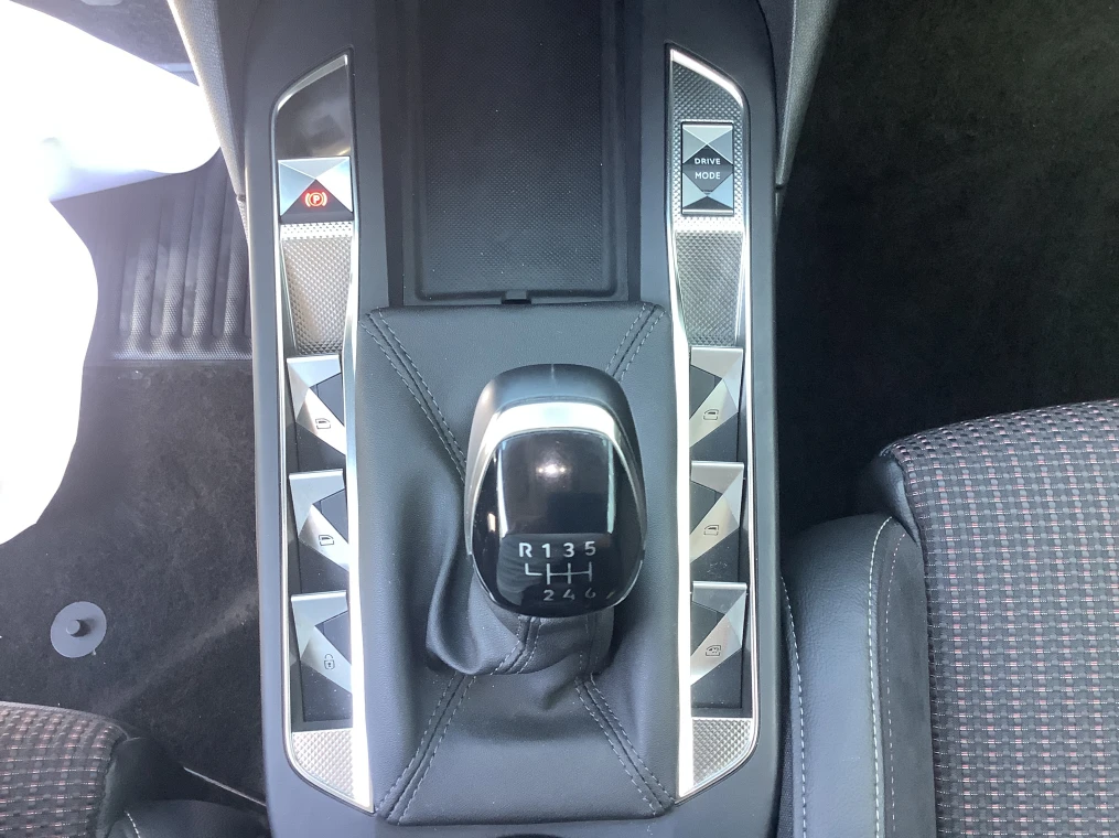 DS DS 3 PureTech 100 BVM6 Performance Line