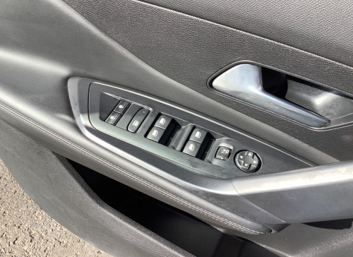 Peugeot 308 PureTech 130ch S&S BVM6 Allure