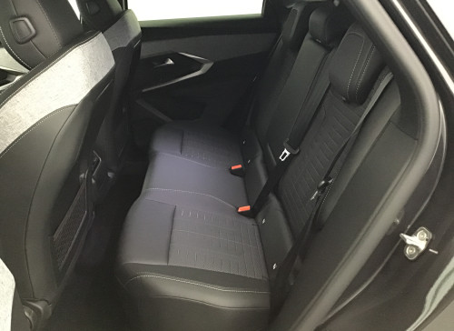 Peugeot 3008 Nouveau Hybrid 145 e-DCS6 GT