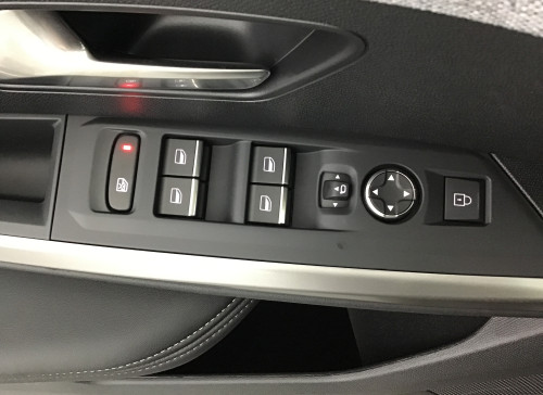 Peugeot 3008 Nouveau Hybrid 145 e-DCS6 GT