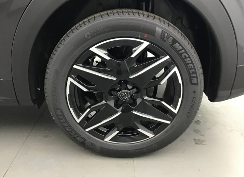 Peugeot 3008 Nouveau Hybrid 145 e-DCS6 GT