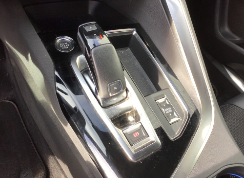 Peugeot 3008 BlueHDi 130ch S&S EAT8 GT