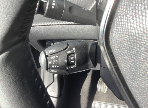 Peugeot 208 Nouvelle 100 S&S BVM6 Allure