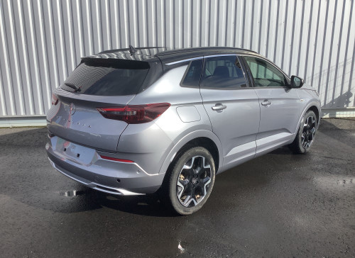 Opel GRANDLAND 1.5 Diesel 130 ch BVA8 Ultimate