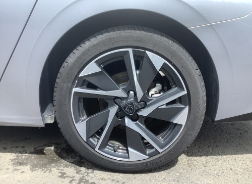 Peugeot 308 SW Hybrid 145 e-DCS6 Allure