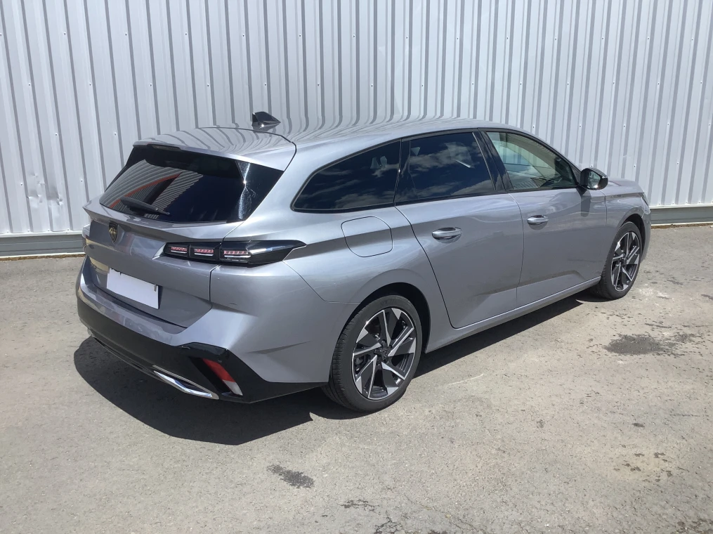 Peugeot 308 SW Hybrid 145 e-DCS6 Allure