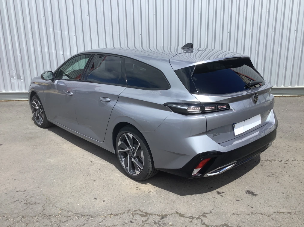 Peugeot 308 SW Hybrid 145 e-DCS6 Allure