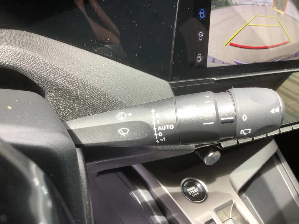 Peugeot 308 SW Hybrid 145 e-DCS6 Allure