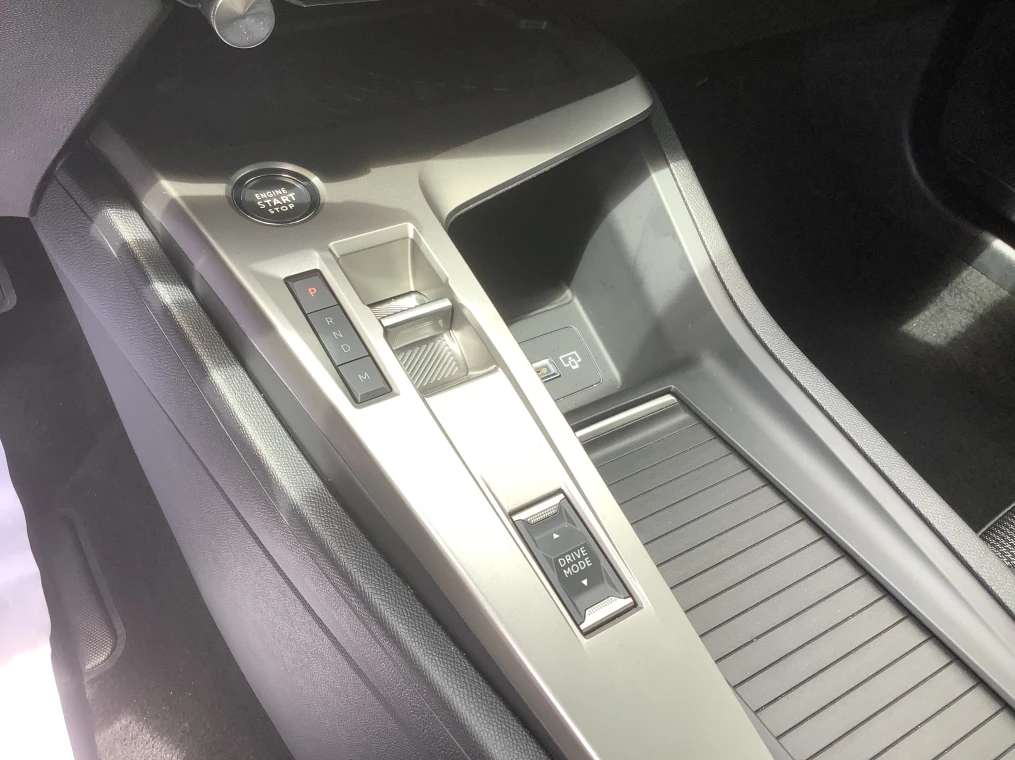 Peugeot 308 SW Hybrid 145 e-DCS6 Allure