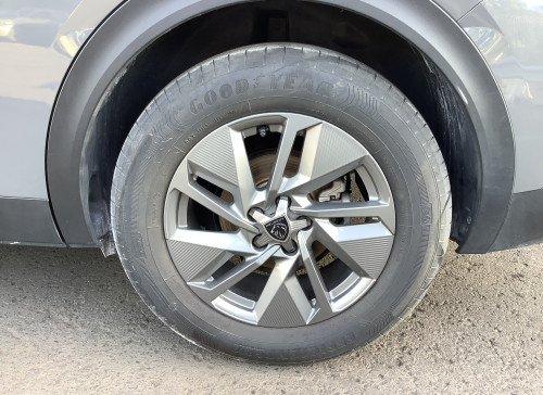 Peugeot 408 Hybrid 136 e-DCS6 Allure