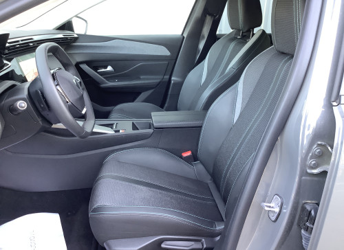 Peugeot 408 Hybrid 136 e-DCS6 Allure
