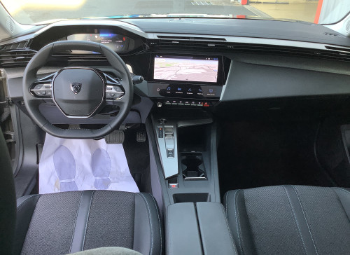 Peugeot 408 Hybrid 136 e-DCS6 Allure
