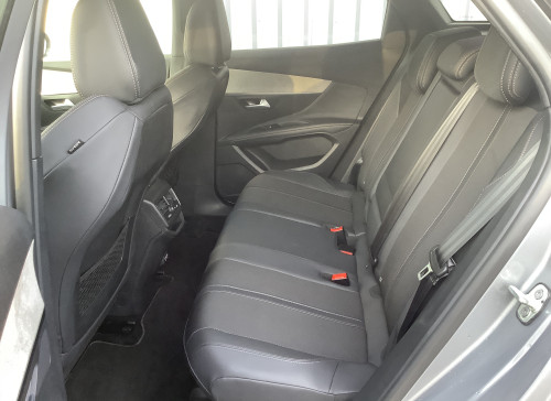 Peugeot 3008 Hybrid 136 e-DCS6 GT