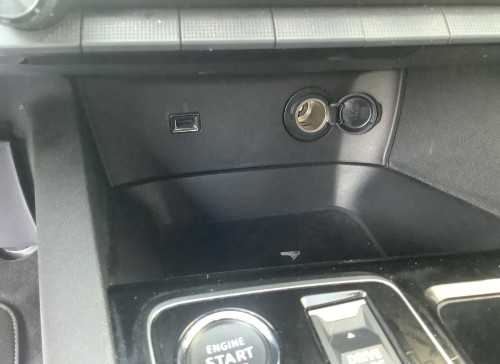 Peugeot 3008 Hybrid 136 e-DCS6 GT