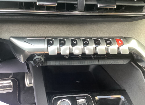 Peugeot 3008 Hybrid 136 e-DCS6 GT