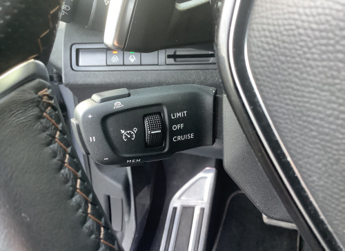 Peugeot 3008 Hybrid 136 e-DCS6 GT