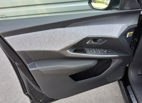 Peugeot 3008 Nouveau Hybrid 145 e-DCS6 GT Exclusive