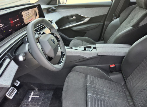 Peugeot 3008 Nouveau Hybrid 145 e-DCS6 GT Exclusive